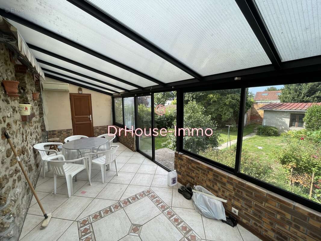 Maison à VILLIERS-SUR-ORGE