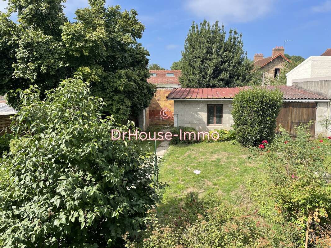 Maison à VILLIERS-SUR-ORGE