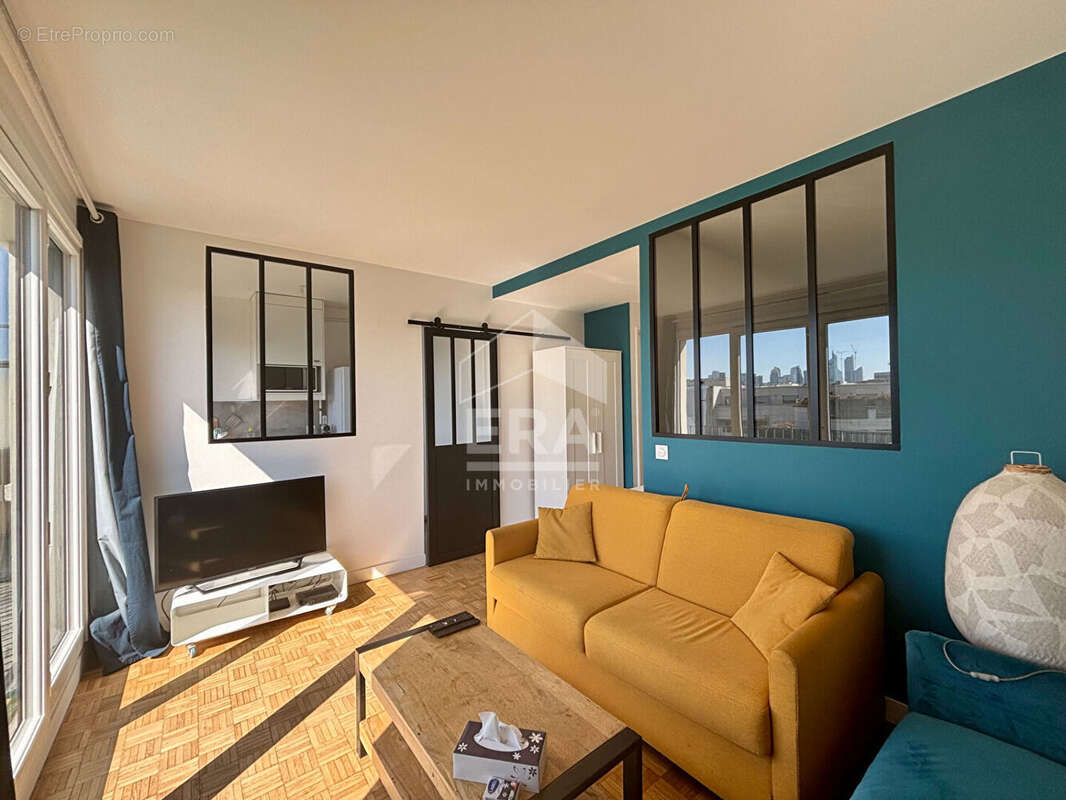 Appartement à LEVALLOIS-PERRET