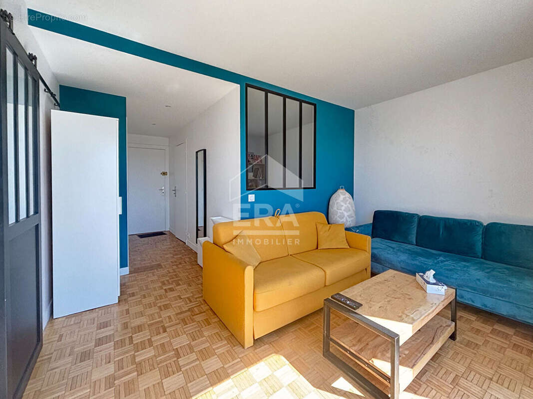 Appartement à LEVALLOIS-PERRET