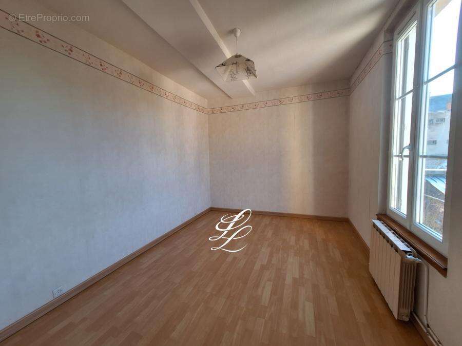 Appartement à SABLE-SUR-SARTHE