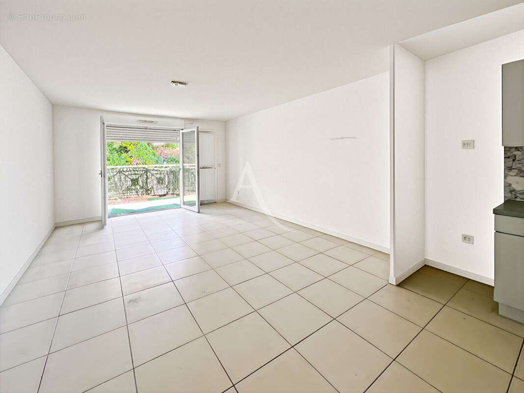 Appartement à LE CANNET