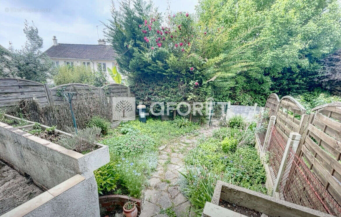 Maison à ORMESSON-SUR-MARNE