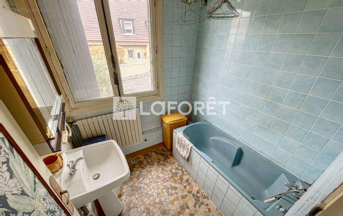 Maison à ORMESSON-SUR-MARNE