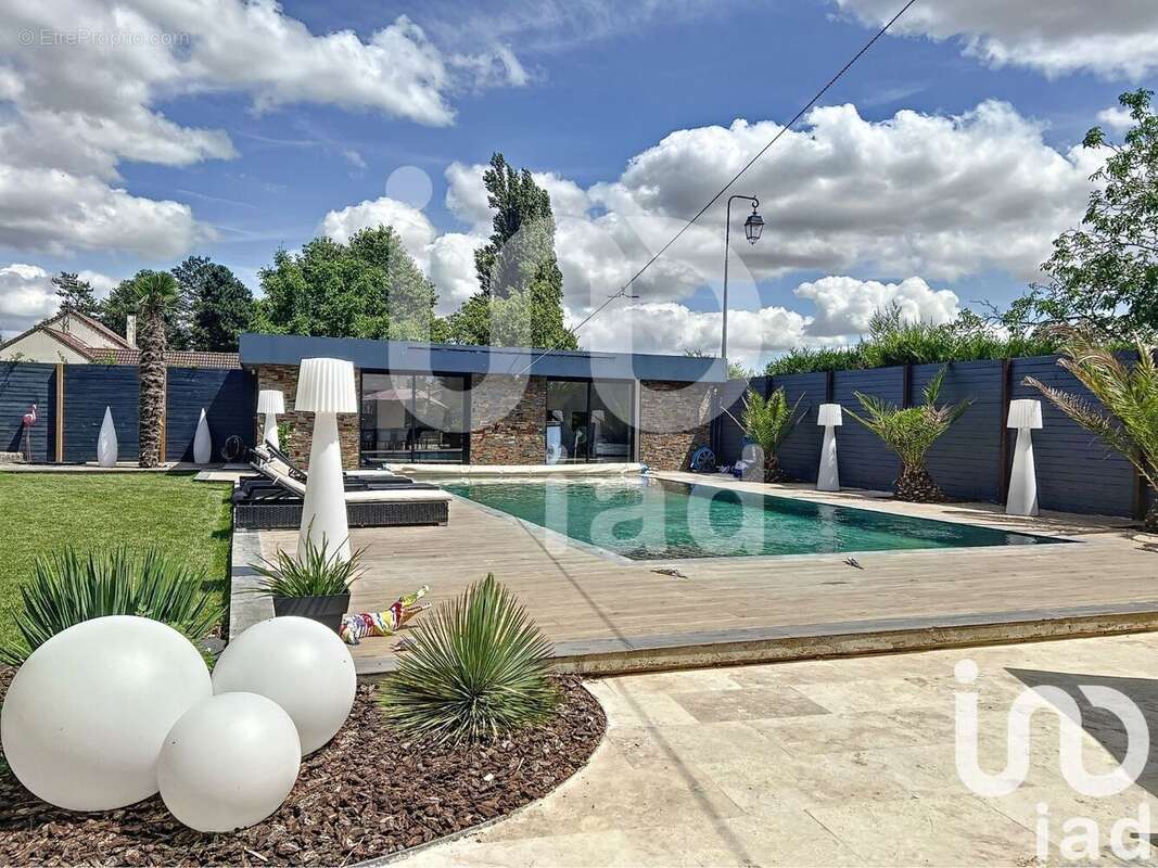 Photo 2 - Maison à TOURNAN-EN-BRIE