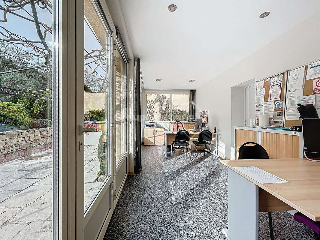 Maison à SAINT-RESTITUT