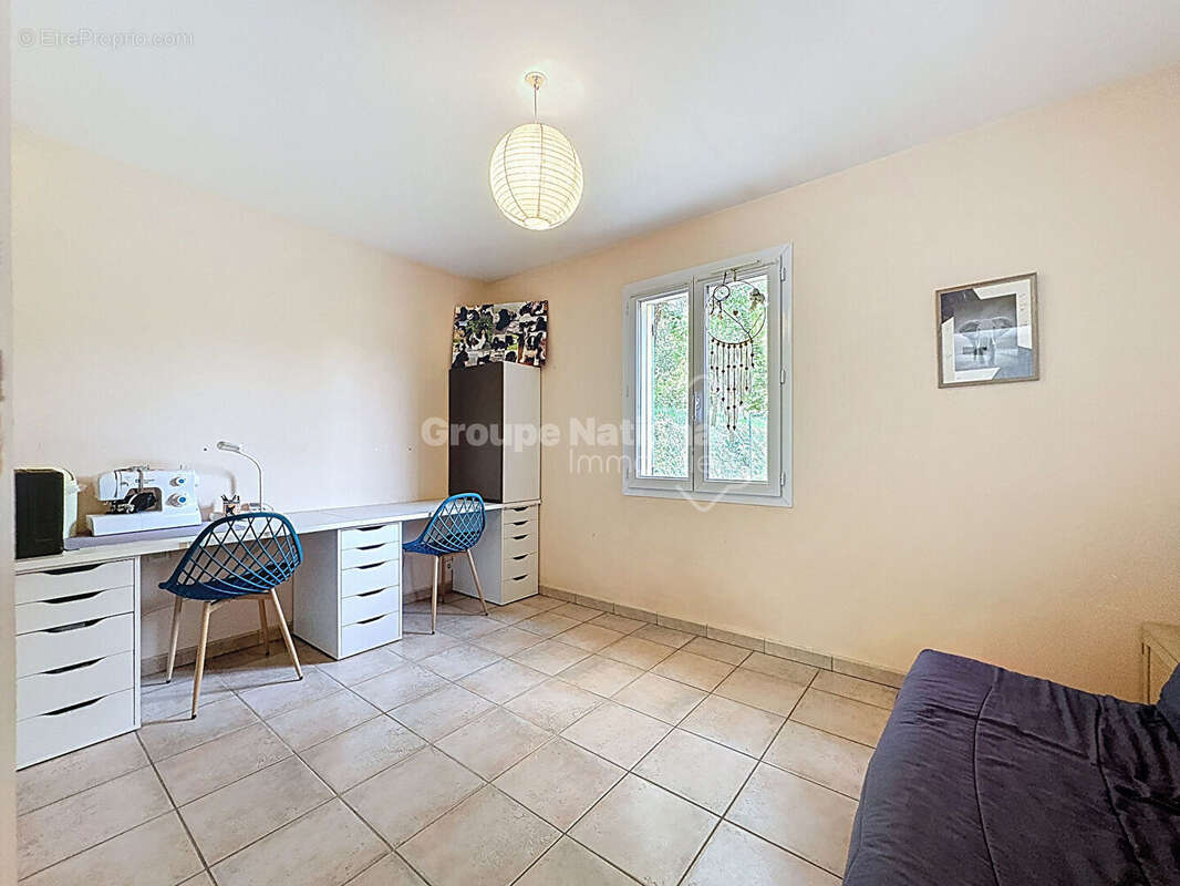 Maison à SAINT-RESTITUT