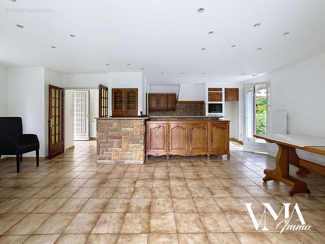 Maison à LES CHERES