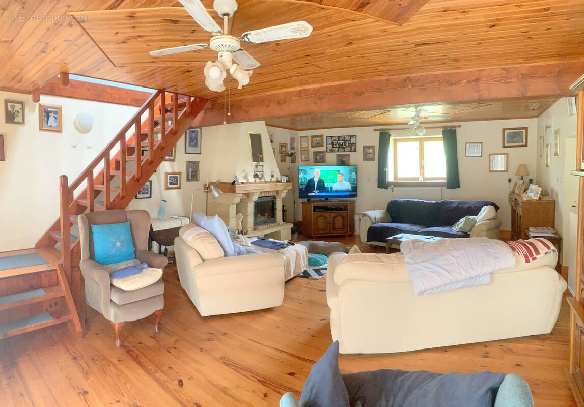 Maison à FONTAINE-CHALENDRAY