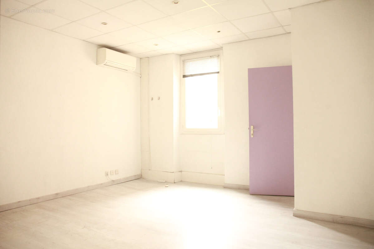 Appartement à MARSEILLE-6E