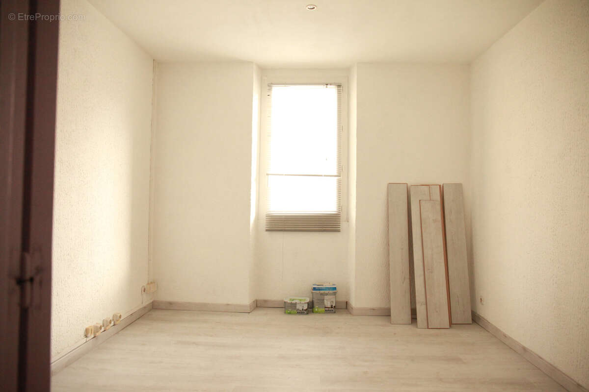 Appartement à MARSEILLE-6E