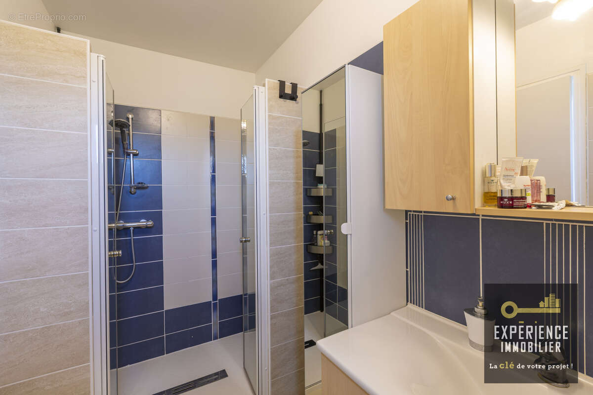 Maison à SAINT-VRAN