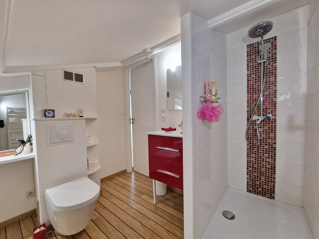 Maison à COUZON-AU-MONT-D&#039;OR