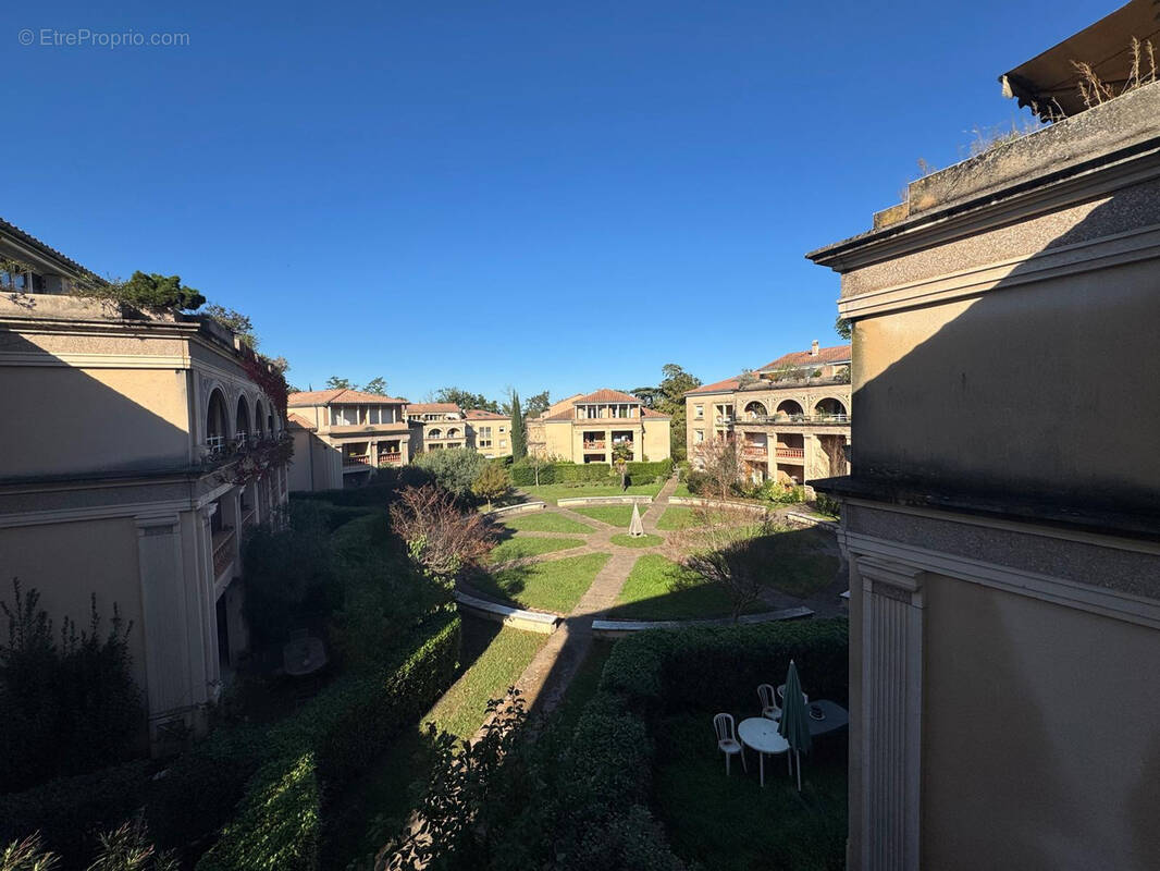 Appartement à RAMONVILLE-SAINT-AGNE