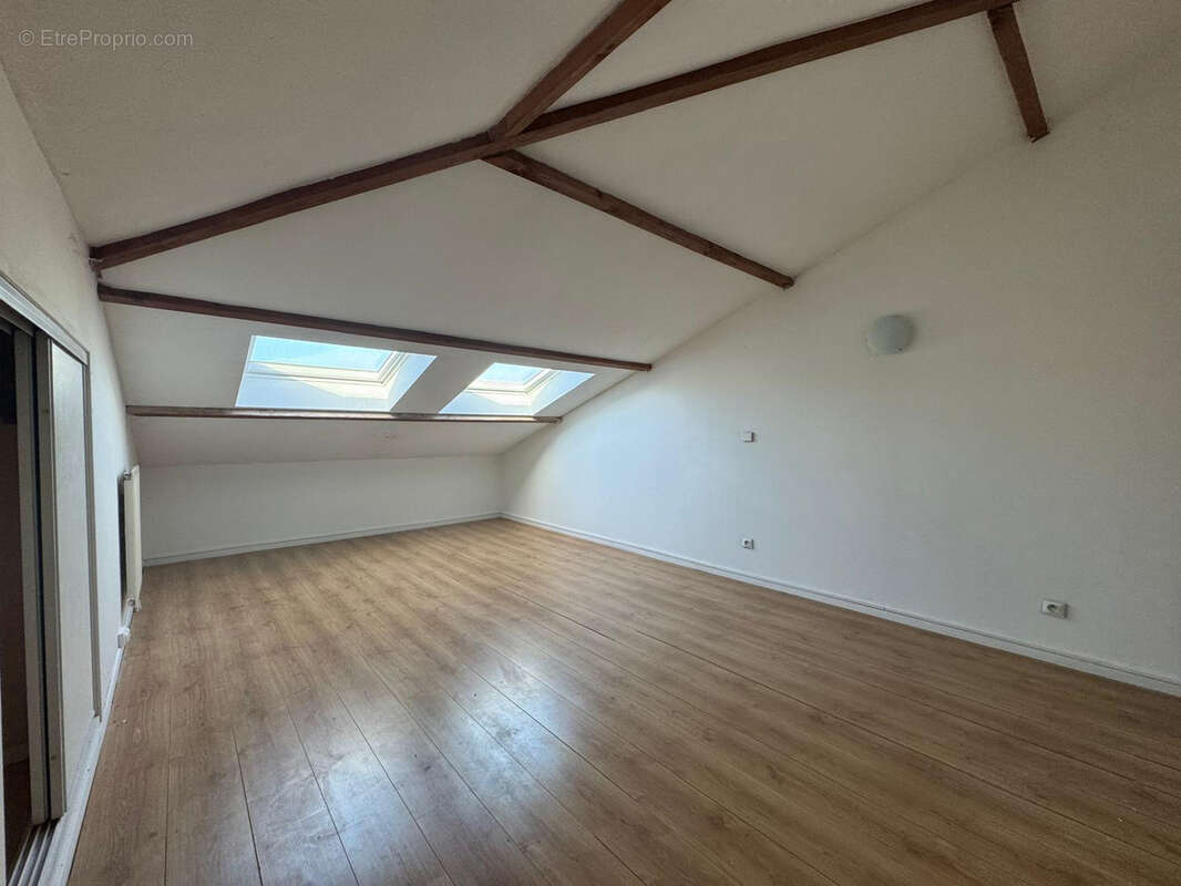 Appartement à RAMONVILLE-SAINT-AGNE