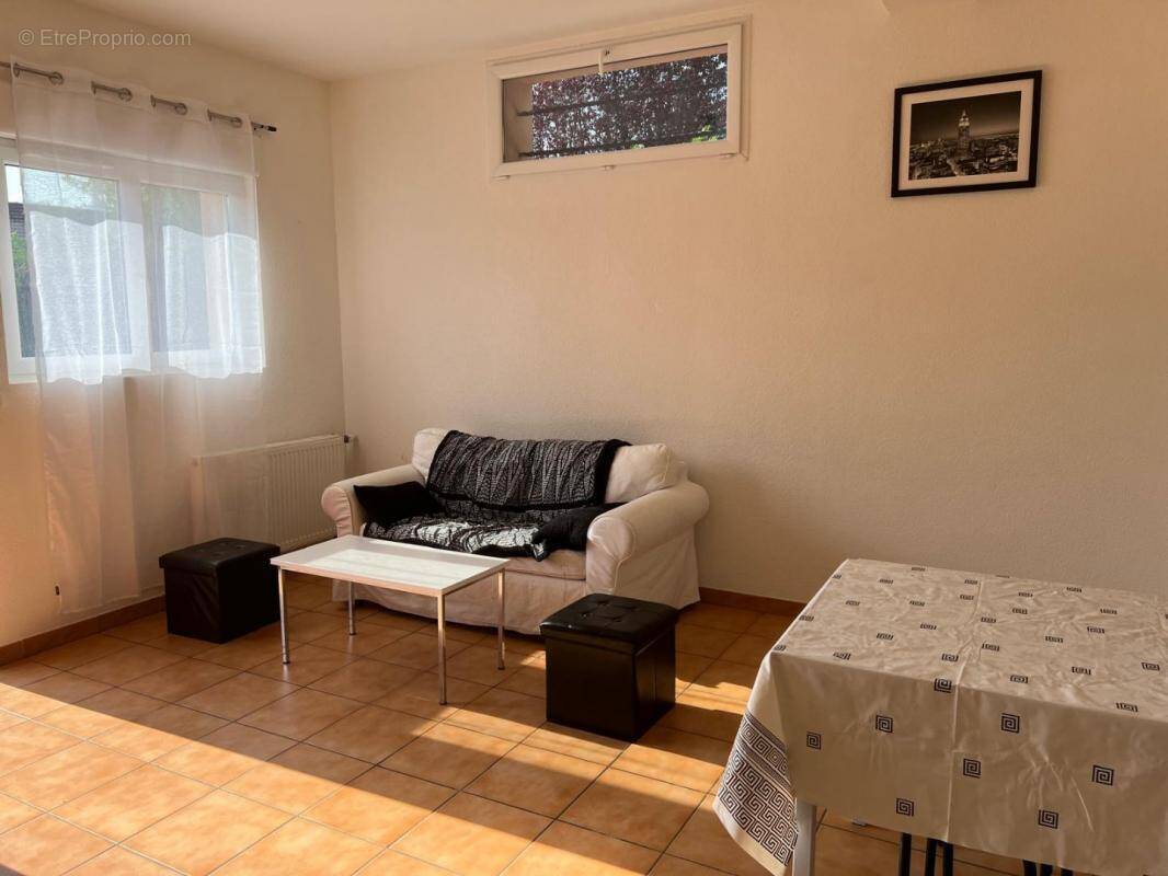 Appartement à VETRAZ-MONTHOUX