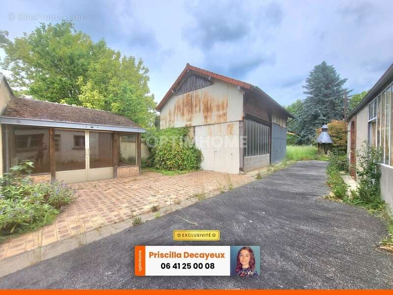 Maison à LA GUERCHE-SUR-L&#039;AUBOIS