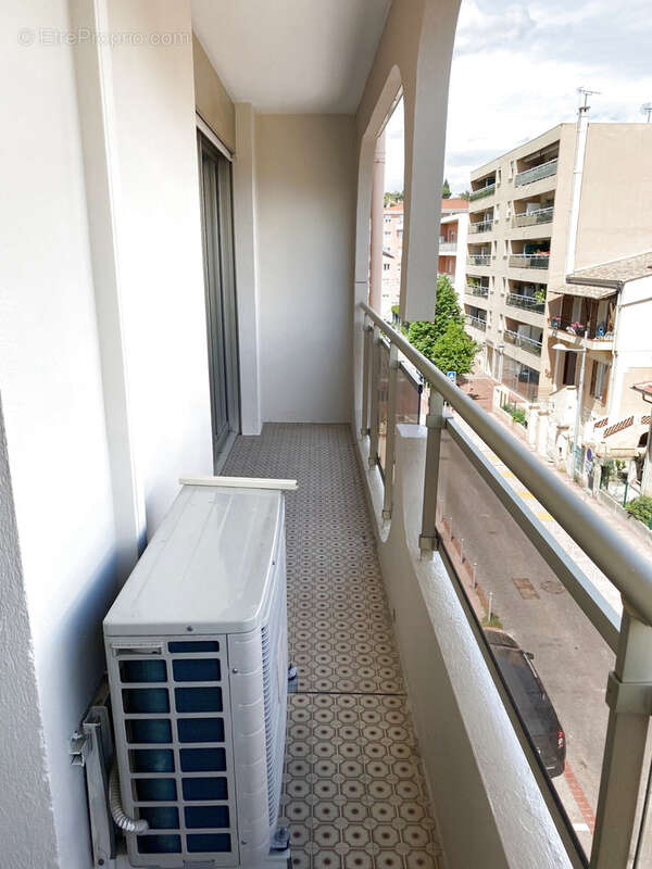 Appartement à CAGNES-SUR-MER