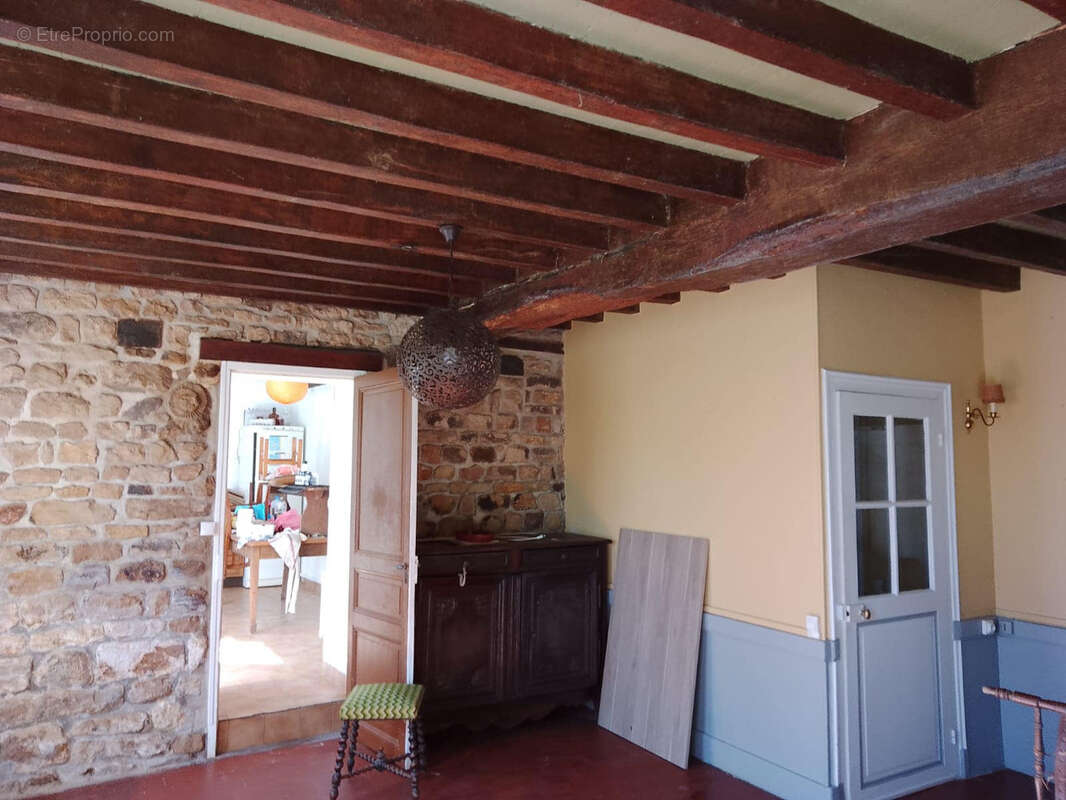 Maison à SAINT-REVERIEN