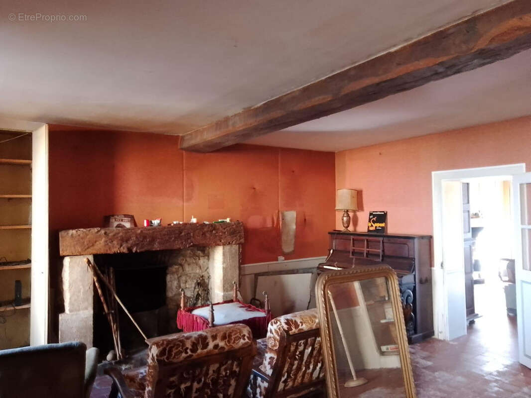 Maison à SAINT-REVERIEN