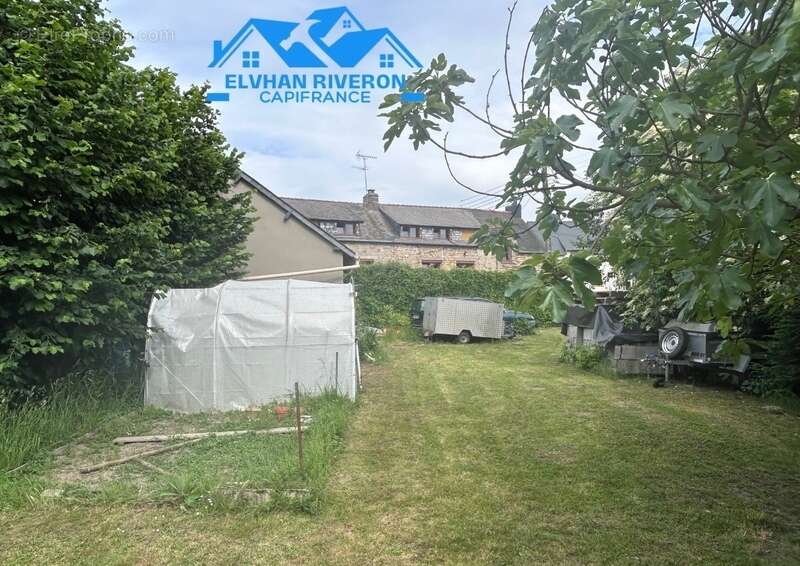 Maison à SAINT-SULPICE-DES-LANDES