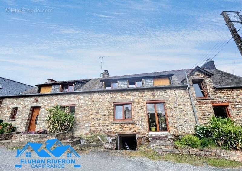 Maison à SAINT-SULPICE-DES-LANDES