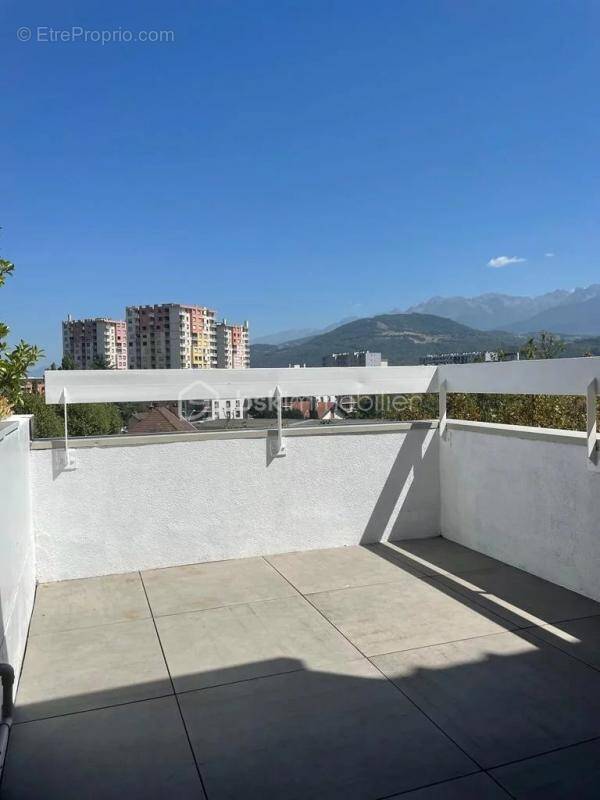 Appartement à ECHIROLLES