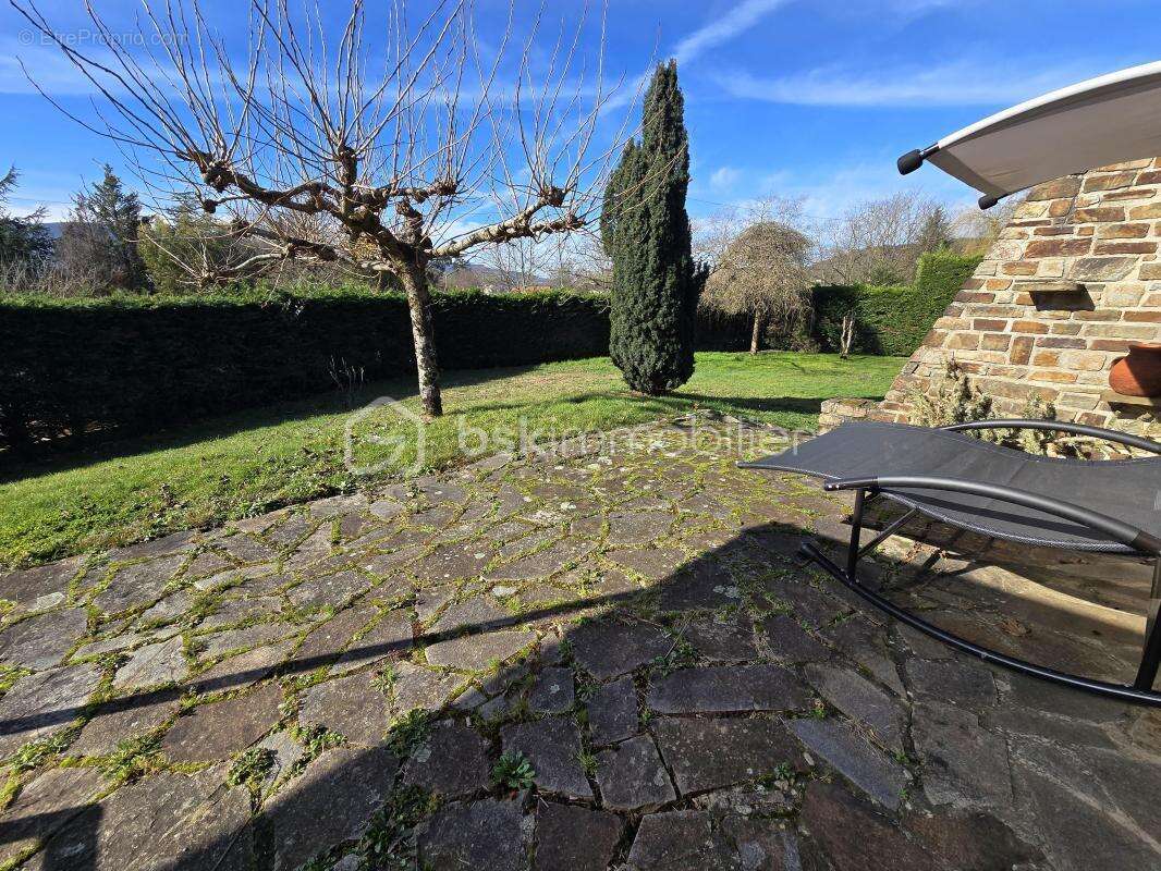 Maison à PAYRIN-AUGMONTEL