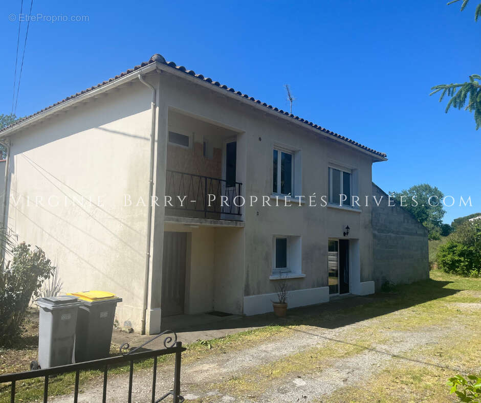Maison à TONNAY-CHARENTE