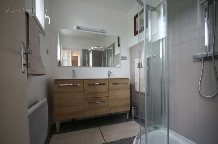 Maison à BEAUREGARD-DE-TERRASSON