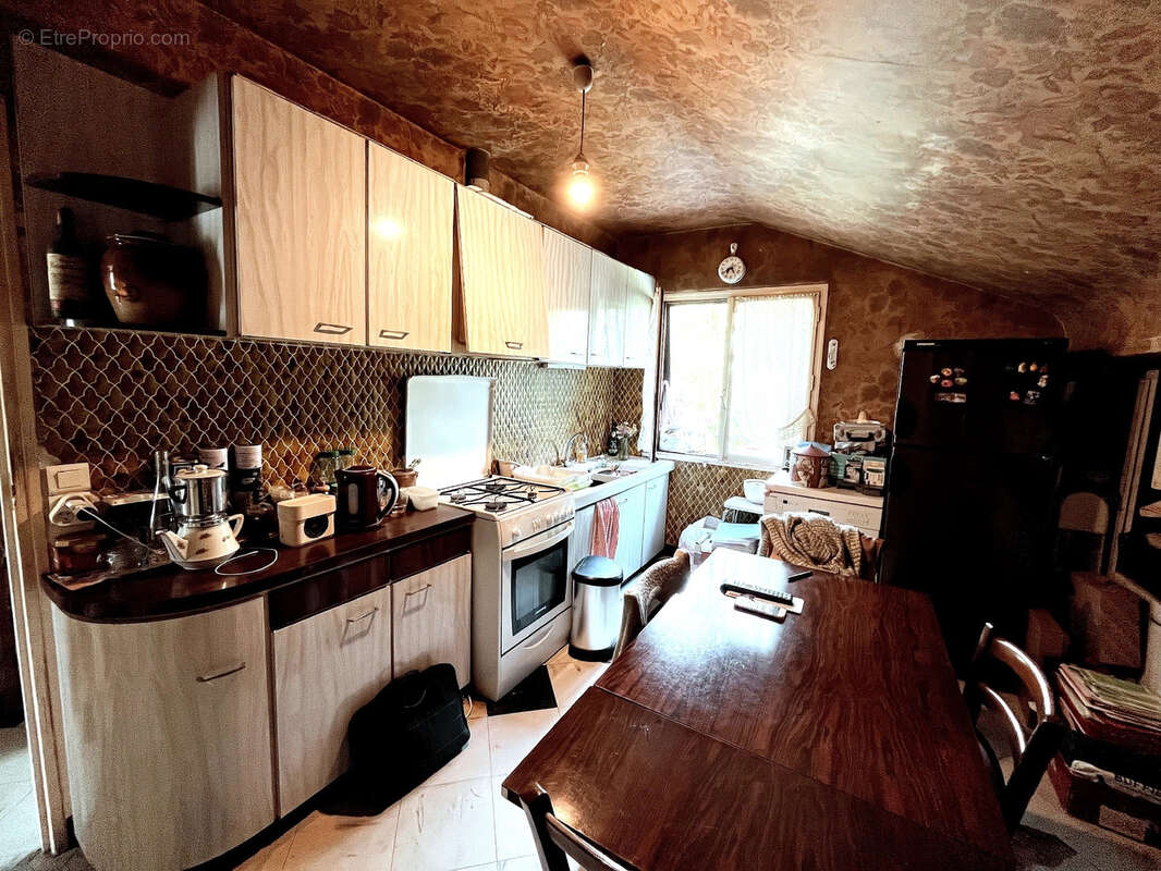 Maison à FOLLAINVILLE-DENNEMONT