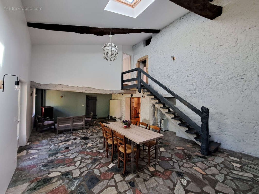 Maison à SAINT-MACAIRE