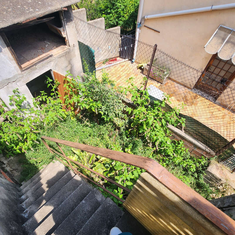 Appartement à ARLES-SUR-TECH