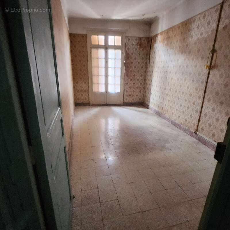 Appartement à ARLES-SUR-TECH