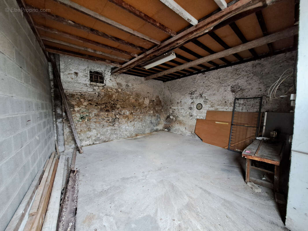 Maison à PONT-SUR-YONNE