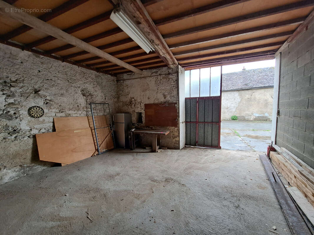 Maison à PONT-SUR-YONNE