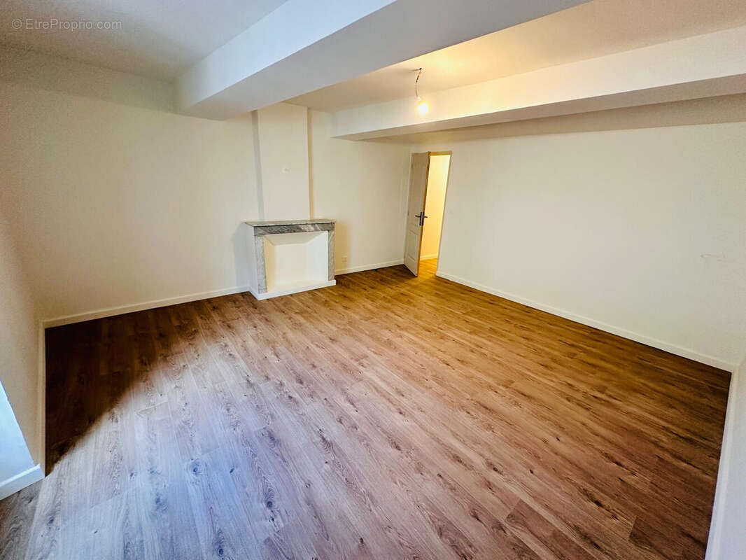 Appartement à TRETS