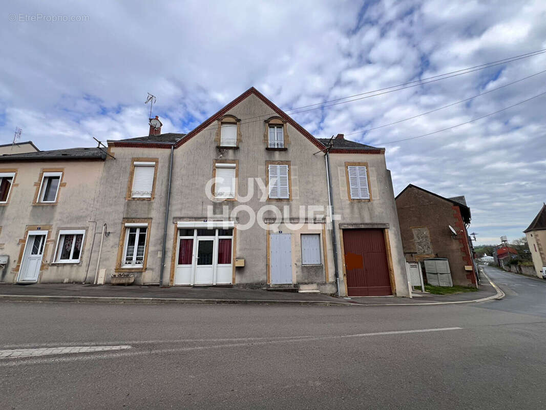 Maison à ISSY-L&#039;EVEQUE