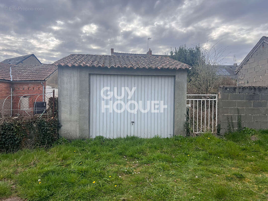 Maison à ISSY-L&#039;EVEQUE