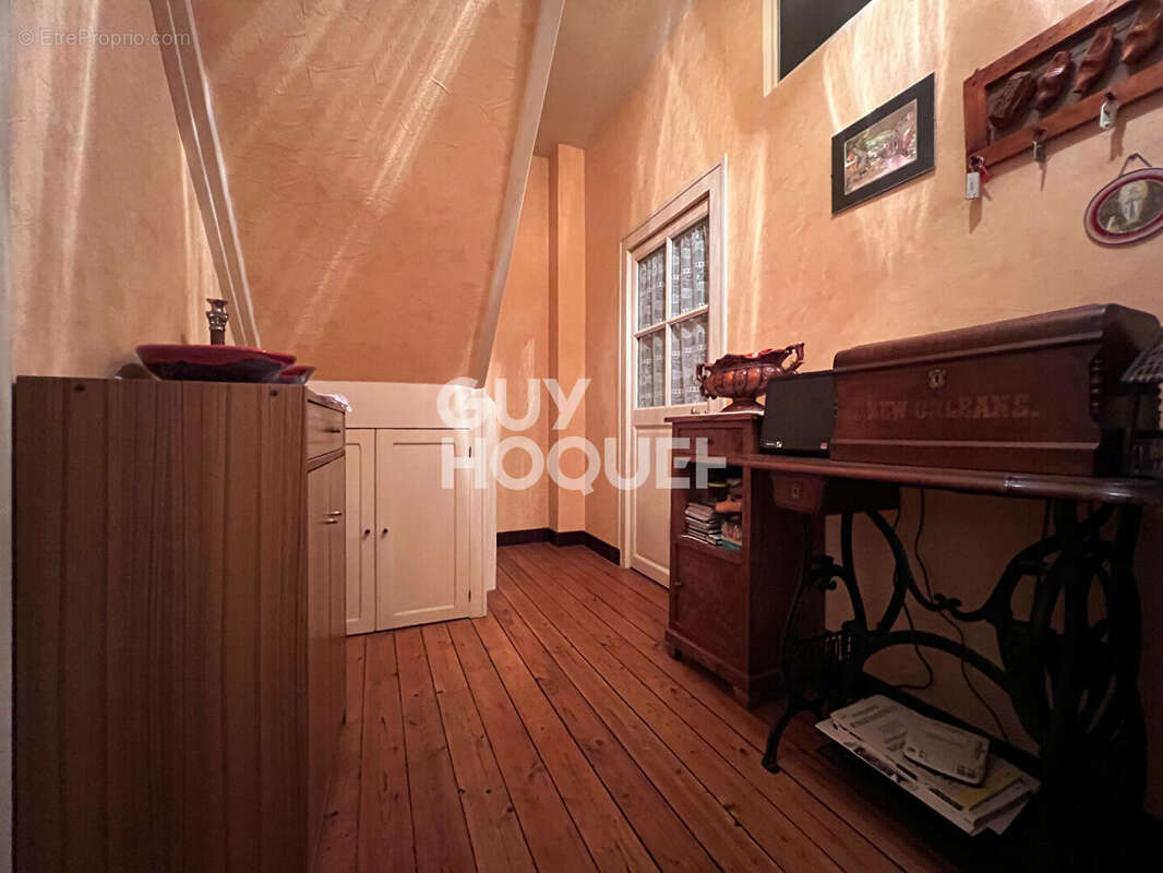 Maison à ISSY-L&#039;EVEQUE