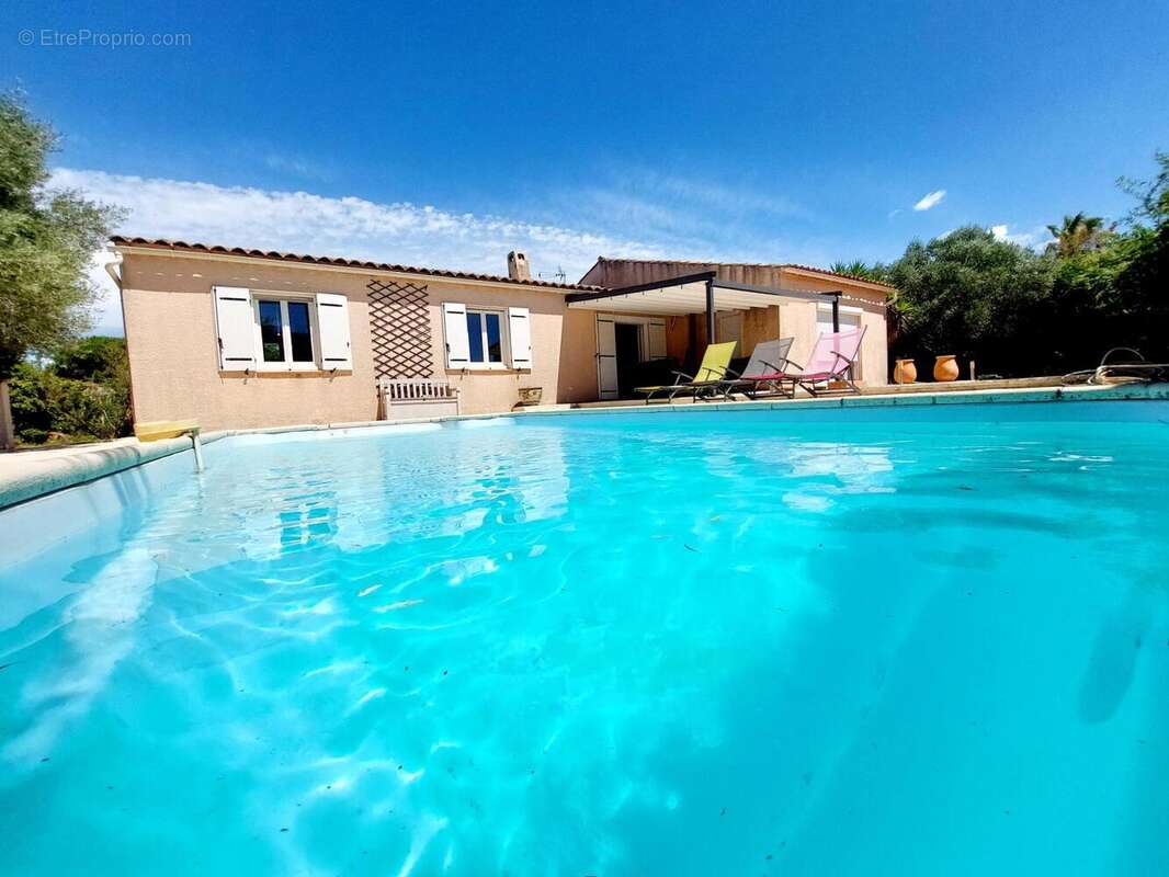 Maison à VILLETELLE