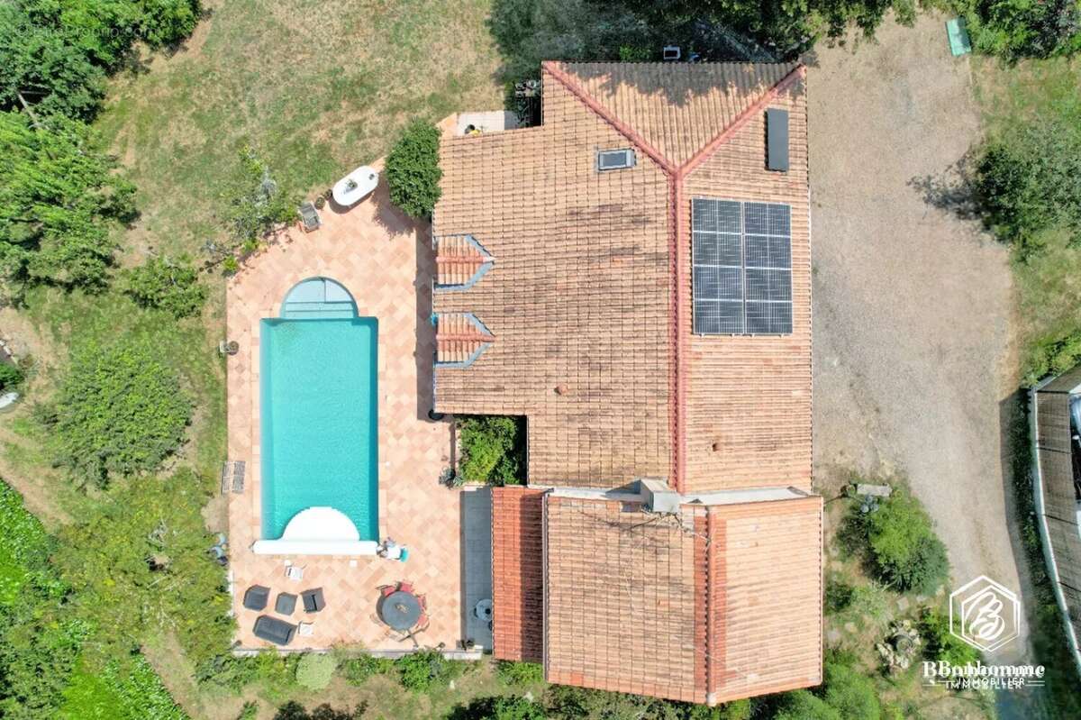 Maison à SAINT-SELVE