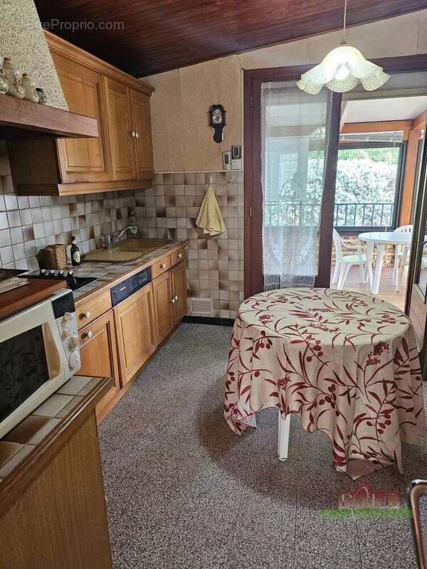 Maison à SALAISE-SUR-SANNE