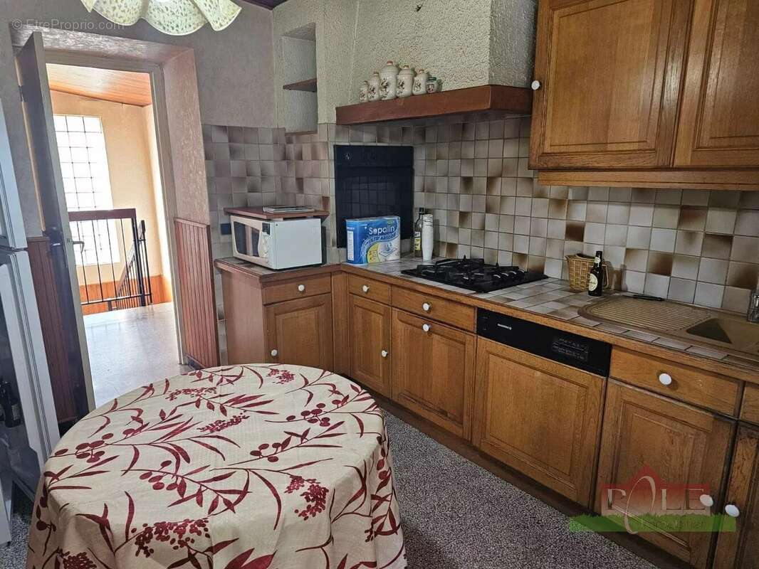 Maison à SALAISE-SUR-SANNE