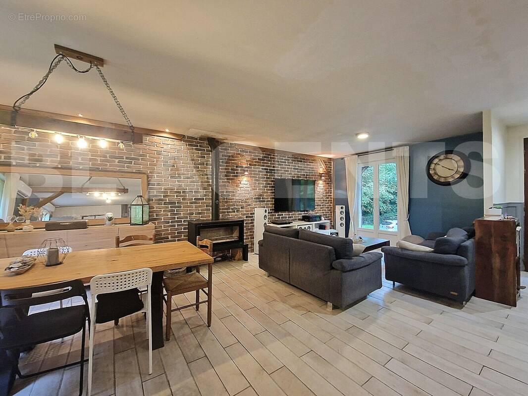 20250801_144736 - Maison à MAZIERES-DE-TOURAINE