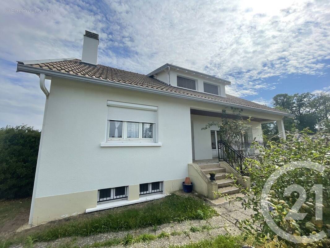 Maison à RILHAC-RANCON