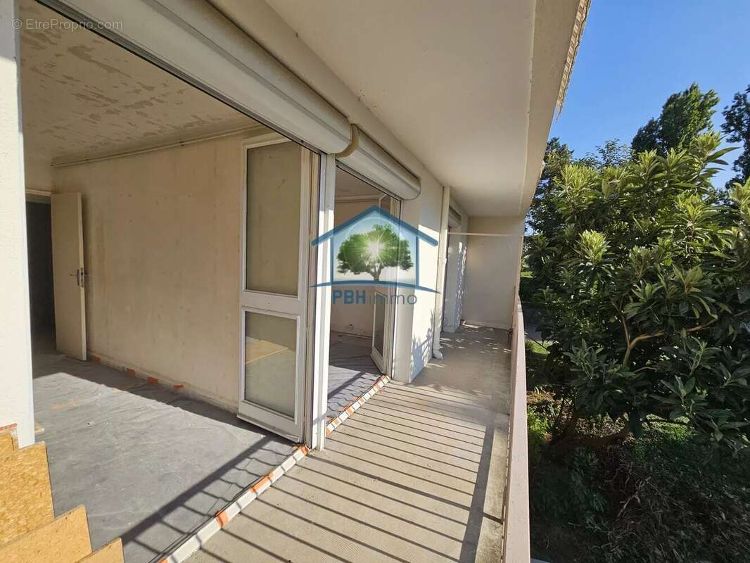 Appartement à GRIGNY