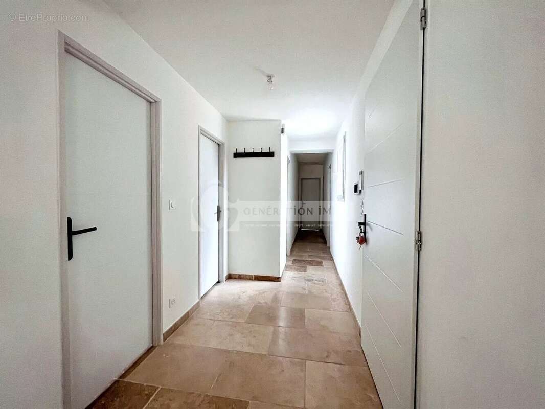 Maison à SAINT-ETIENNE-DU-GRES