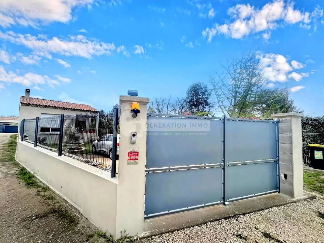 Maison à SAINT-ETIENNE-DU-GRES