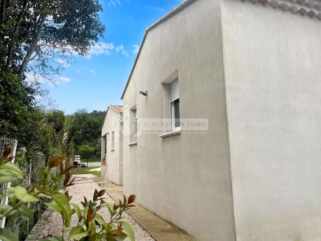 Maison à SAINT-ETIENNE-DU-GRES